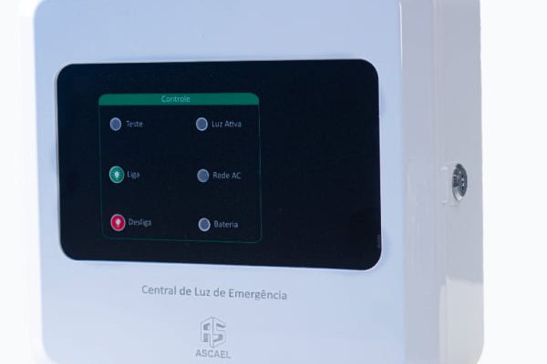 Central de luz de emergência: como escolher fornecedor